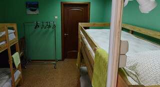 Гостиница Smorodina Hotel & Hostel Новосибирск Четырехместный номер эконом-класса-2